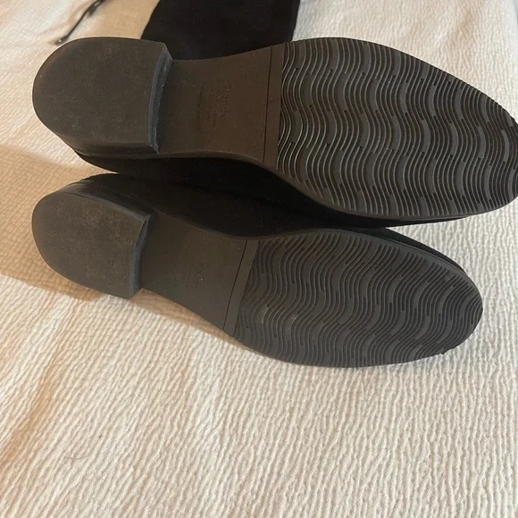 BLONDO - Over the Knee Suede Boots PRICE IS FiRM🌹 - Picture 3 of 4